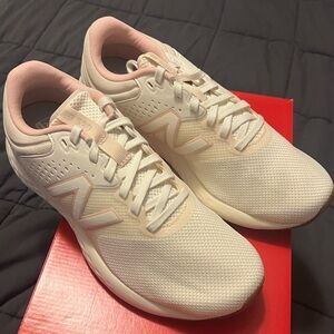 Never worn New Balance